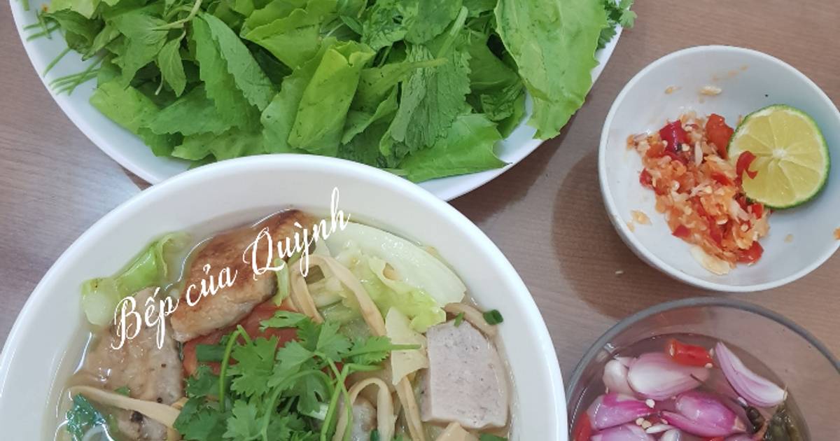 Bún chả cá thu