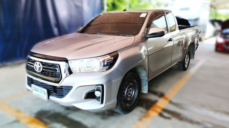 TOYOTA HILUX REVO