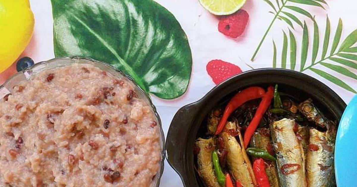 Cháo đậu đỏ ăn kèm cá nục kho