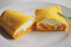 Vậy là xong rồi, cho bánh vào tủ lạnh ít nhất 1 giờ trước khi ăn nhé. Bánh Crepe xoài kem lạnh không phải là loại bánh mới mẻ đối với chúng ta, hương vị ngọt ngào, nhưng không quá gắt sẽ mang đến cho người ăn sự thích thú. Các bạn hãy thử xem nhé!