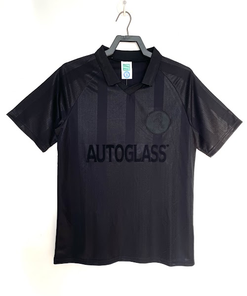 Tercera equipación del Chelsea 1998-99.jpeg