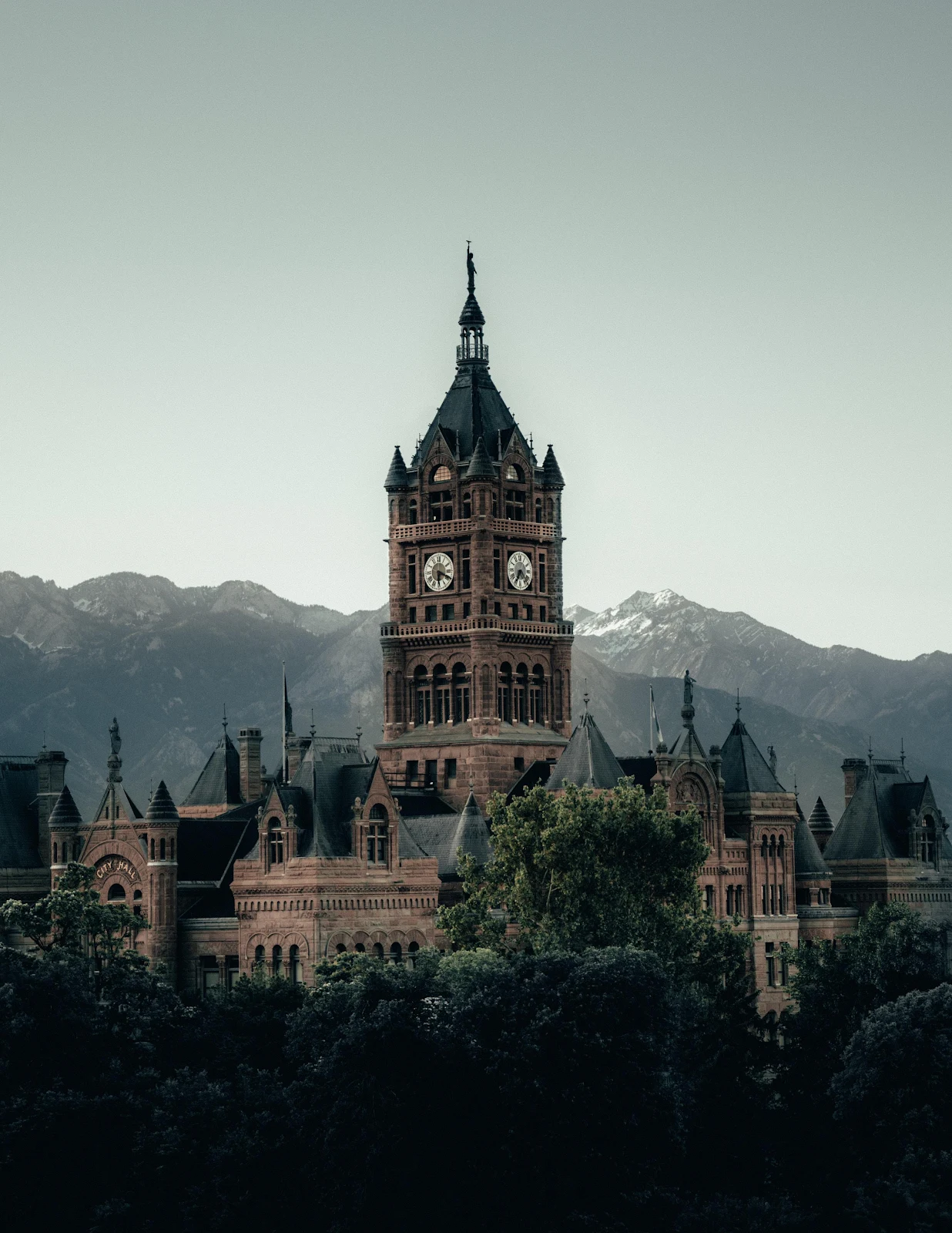 Salt Lake City Hall - Architectural Photography 4K iPhone Wallpaper (3160x4089)