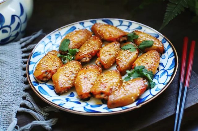 Cánh Gà Nướng Cay Kiểu Thái Lan