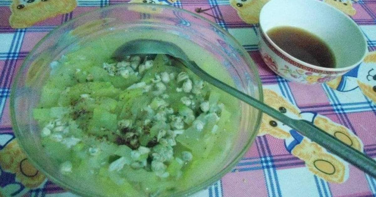 Canh bí ngòi xào hến