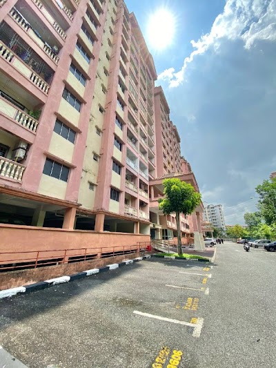 End Lot Apartment Anggerik Villa 2, Bandar Teknologi Kajang — foto 2/10