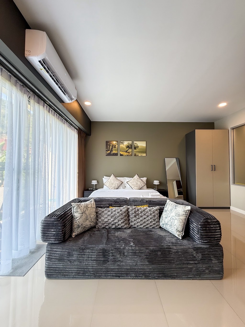 The Chic Condominium Karon · กะรน 3