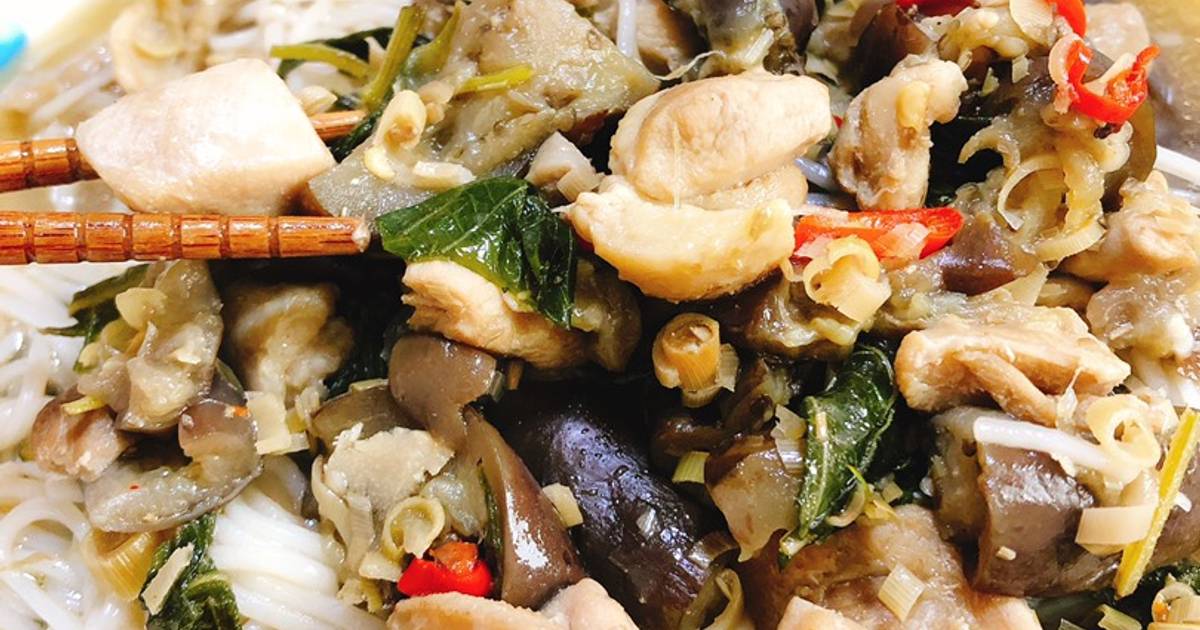 Thịt gà nấu cà tím