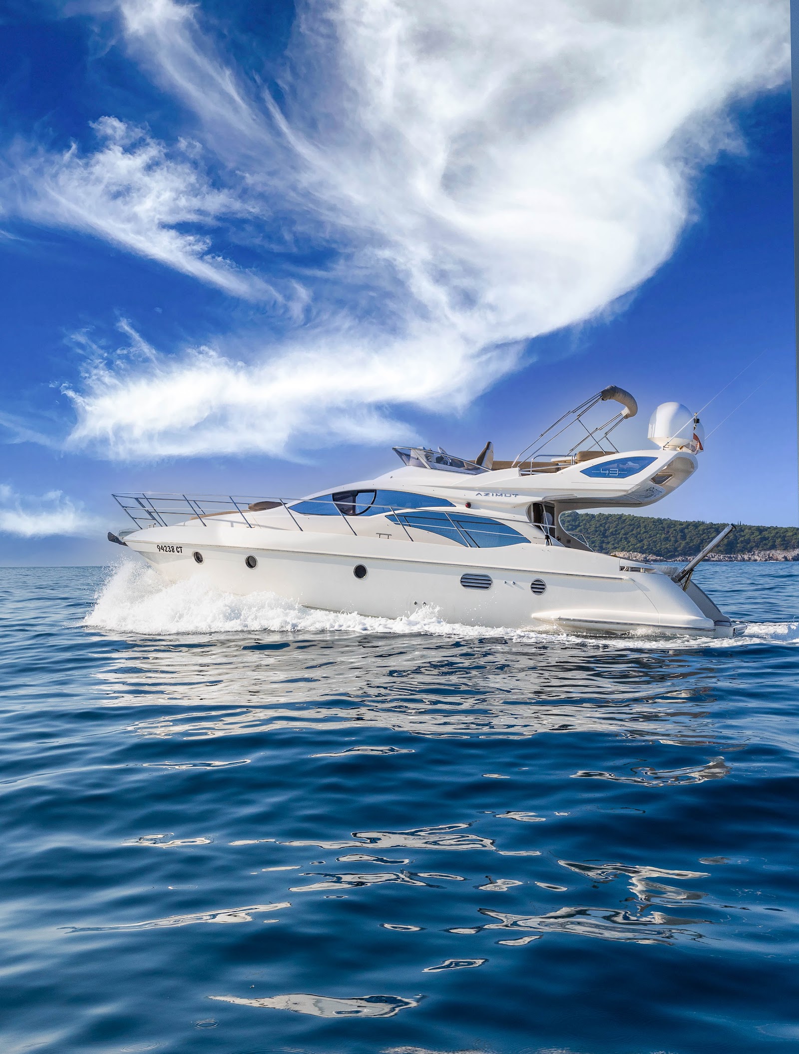 Azimut 43 Fly