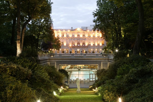 33 Rue du Faubourg Saint-Honoré, 75008 Paris