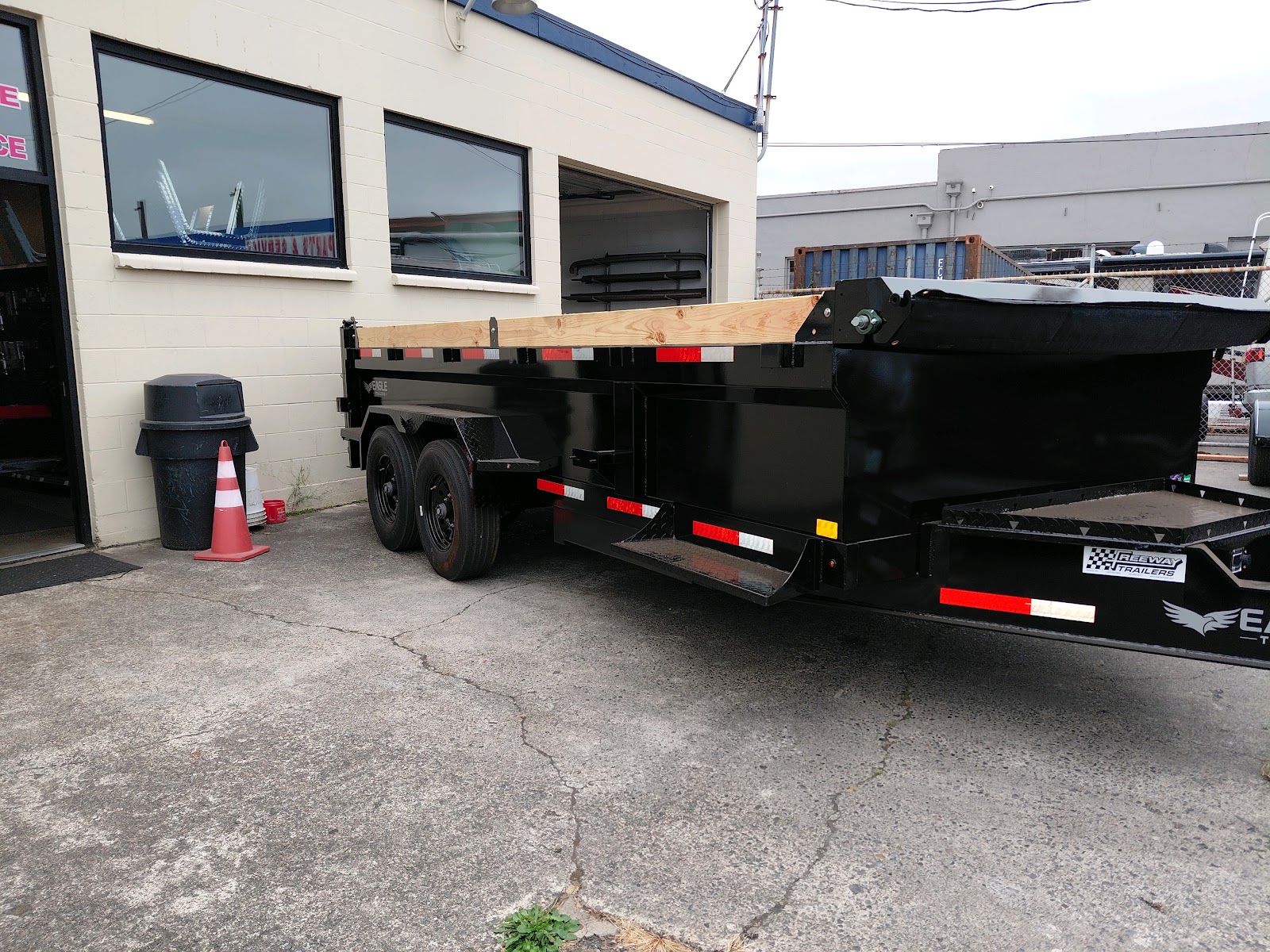 16K Venture Pro Dump