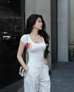 Mặc Váy Cưới Đợi Anh Rồi Tôi Nhận Ra Mình Là Người Duy Nhất Tham Dự