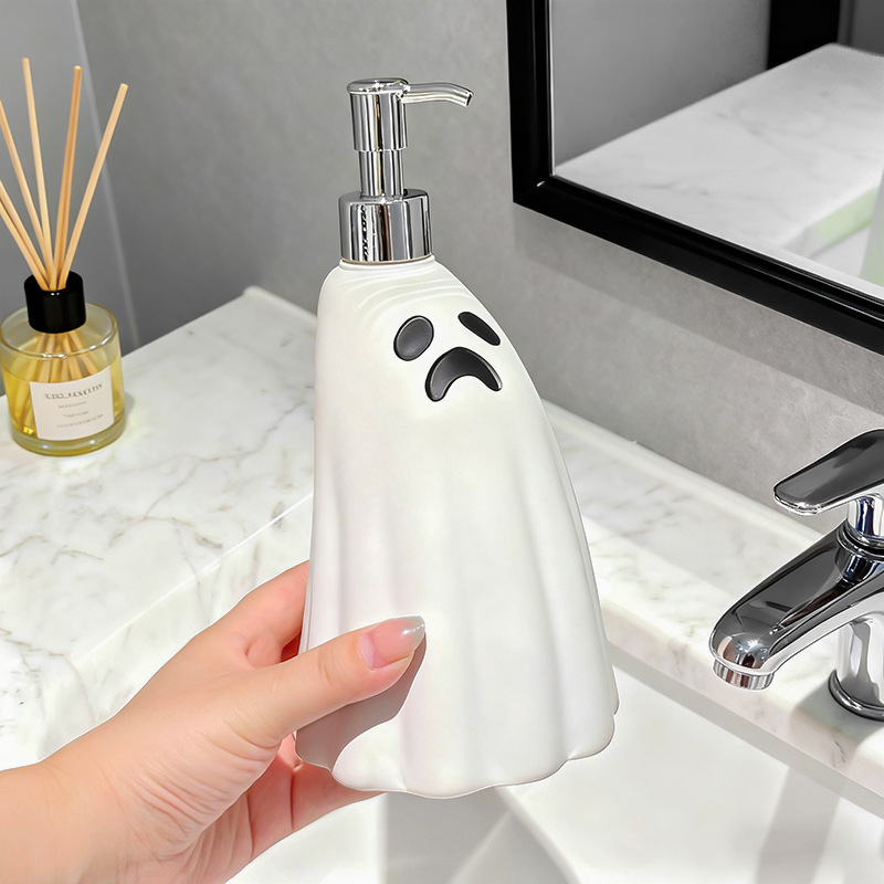 Soap Dispenser Ghost Design
