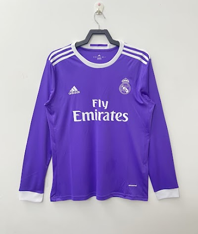 Retro 16-17 Real Madrid Visitante.jpeg