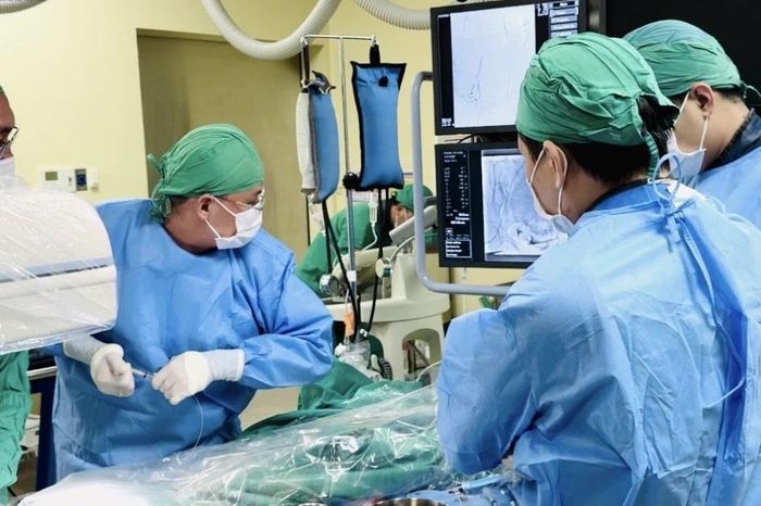 Cứu sản phụ bị rau cài răng lược thể nặng đe dọa tính mạng - Báo Tri thức &amp; Cuộc sống
