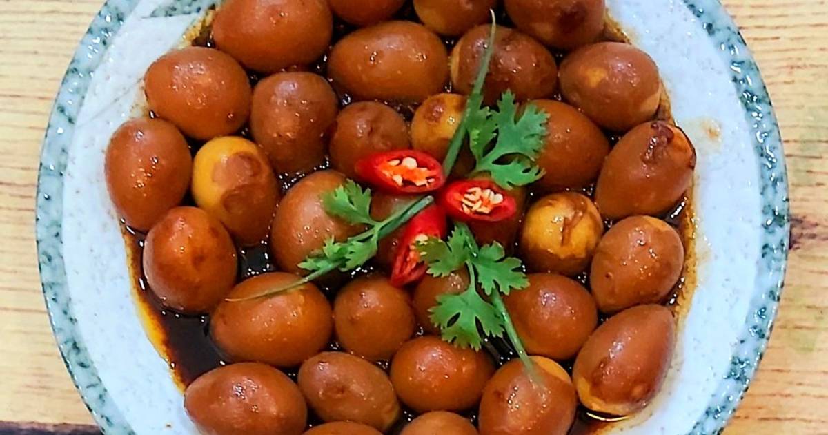 Trứng cút rim nước tương
