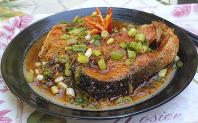 Cá Hồi Kho Mặn