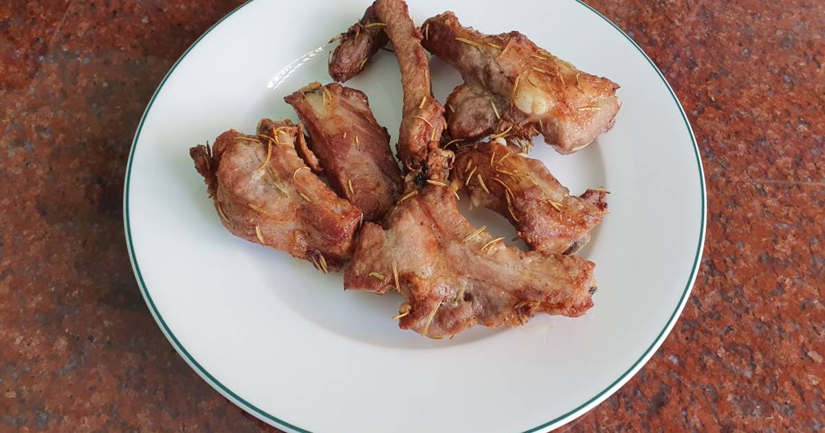 SP.0553 - Sườn Heo Hương Thảo Đúc Lò