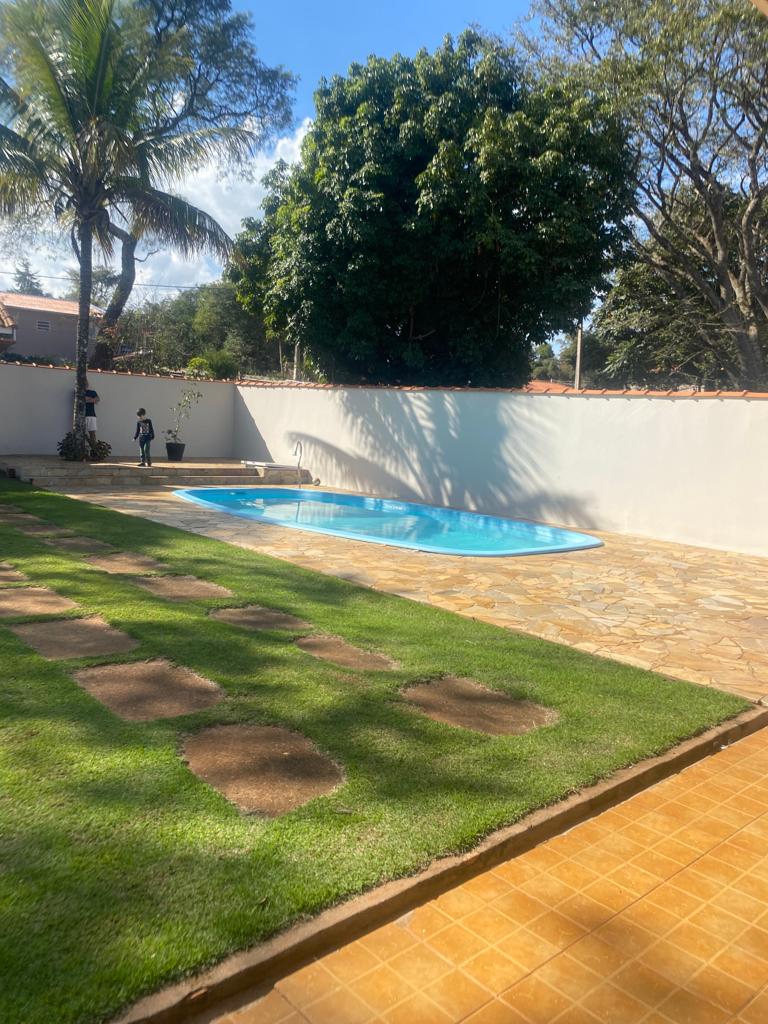 Foto 2 de Casa com piscina à venda no Balneário Costa Azul em Avaré