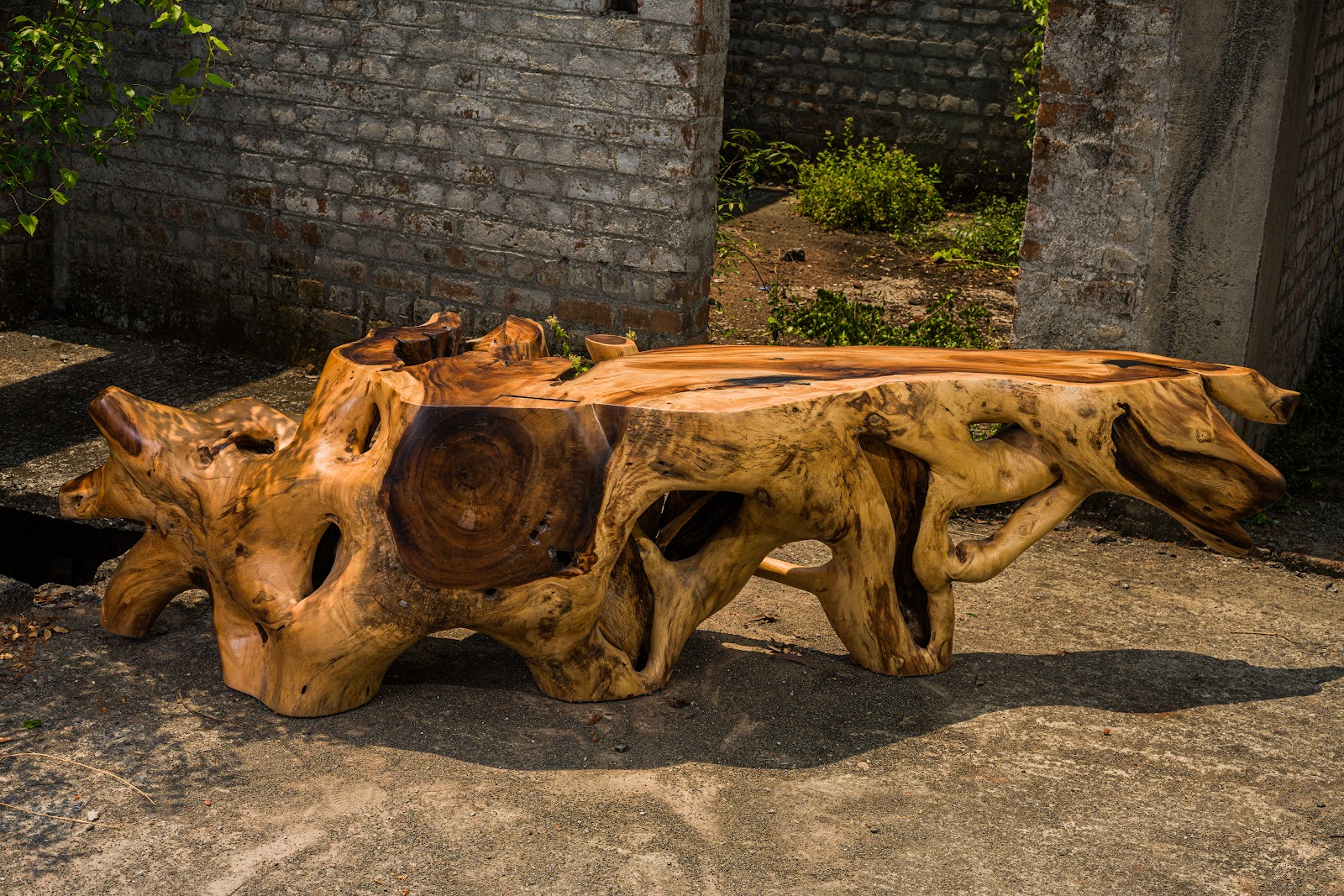 Mystique Console Table, studio view 4