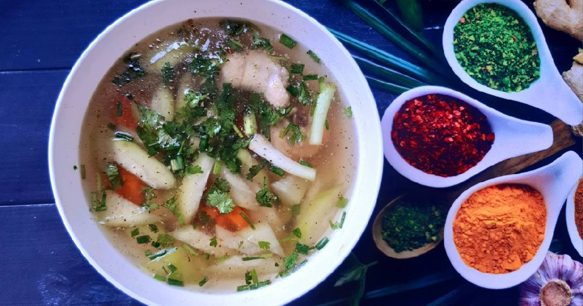 Canh bí xanh cà rốt nấu gà
