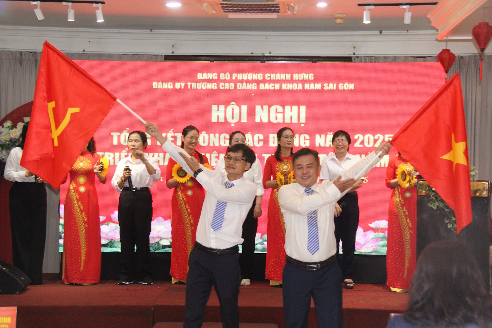 Đảng bộ Trường Cao đẳng Bách khoa Nam Sài Gòn: Đẩy mạnh chuyển đổi số và phát triển Đảng viên trong năm 2026