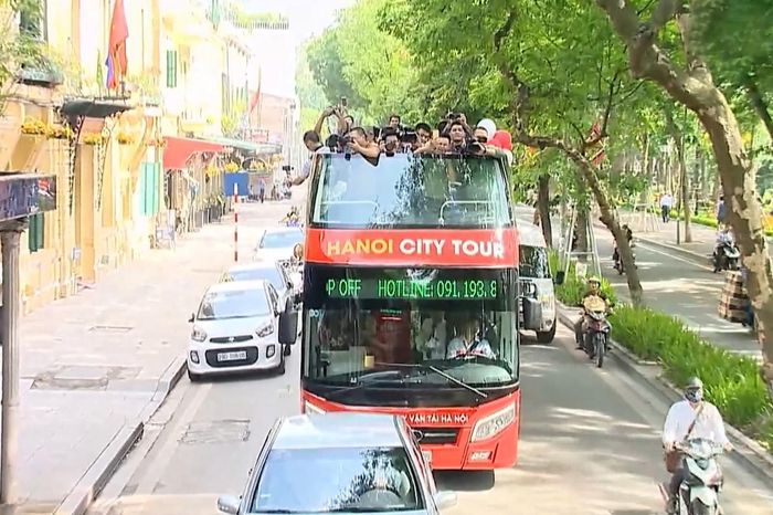 Hà Nội: Doanh thu dịch vụ, du lịch đóng góp tích cực vào tăng trưởng - Đài Phát thanh và truyền hình Hà Nội