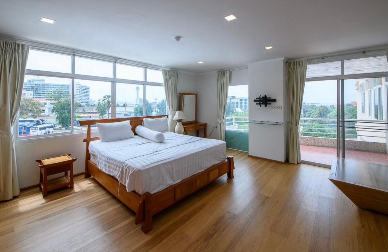 Jomtien Beach Condo A1 - Studio, Floor 2 7