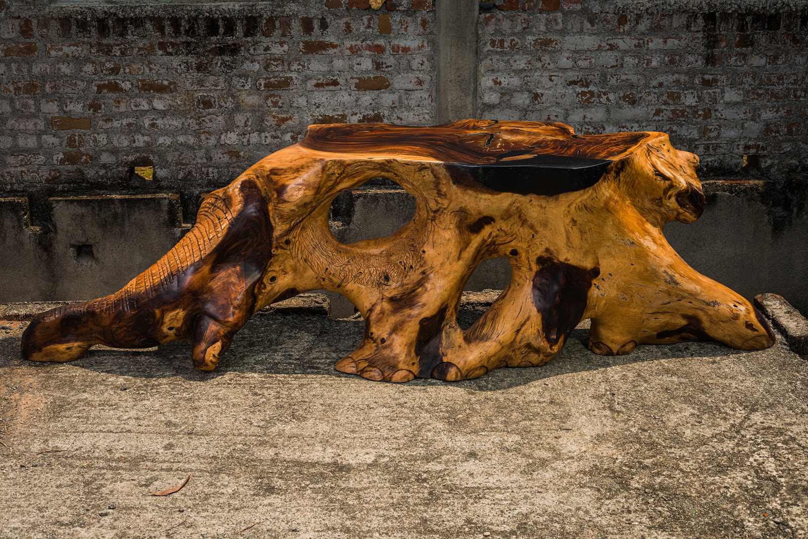 Mammoth Console Table, studio view 7