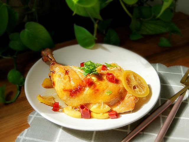 Đùi Gà Nướng Chanh Trong Giấy Bạc