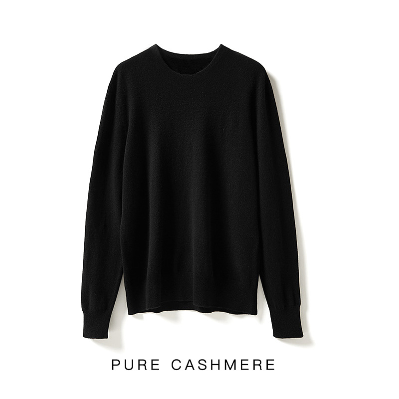 Men's knit sweater made of 100% wool, loose fit