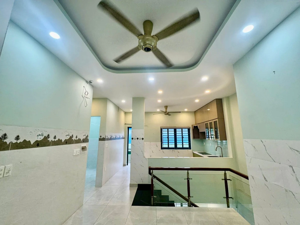 Bán nhà 8,5 x 9m, Đường Số 14_ Lê Văn Quới, Bình Tân – ảnh ban công