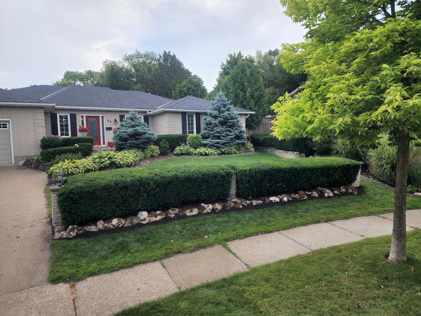 Interlock paver surface relevelling and restoration in London, Ontario