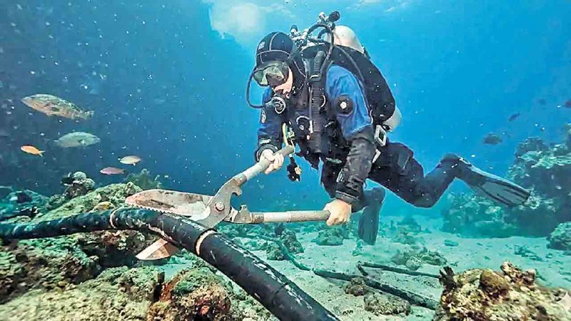 Iran Threatens Undersea Cables, Risking India’s Internet