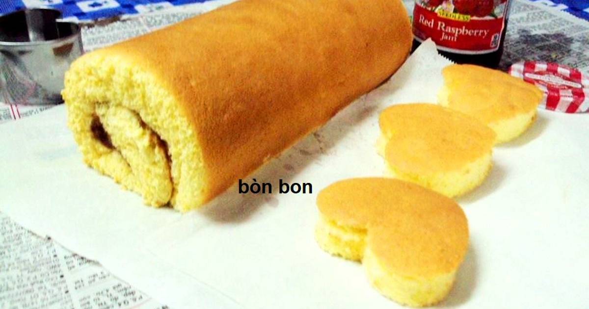 Bánh Bông Lan cuộn Mứt trái cây
