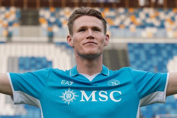 Napoli từ chối bán McTominay - Tạp chí Tri thức