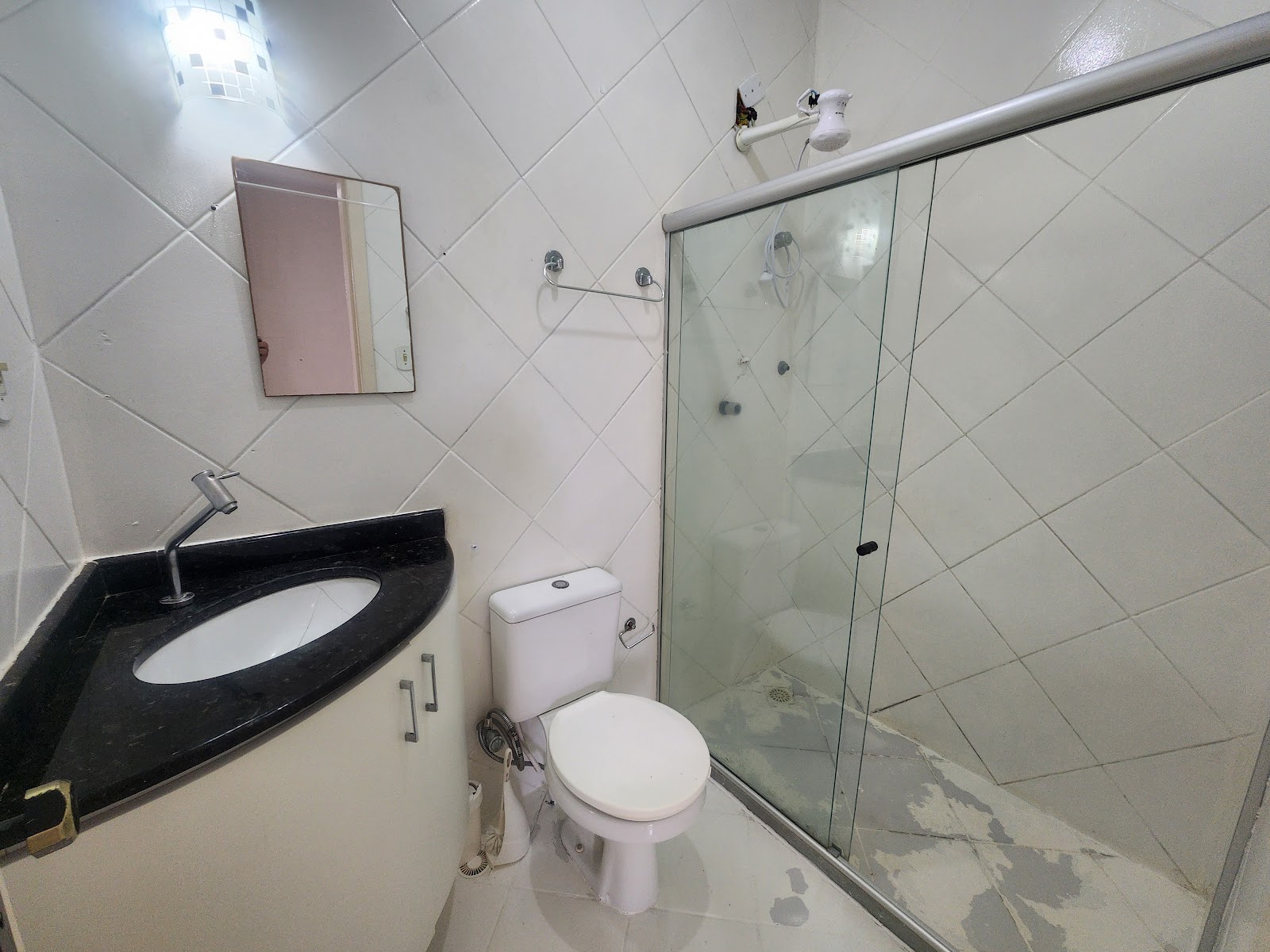 Casa em condomínio, Itapuã
