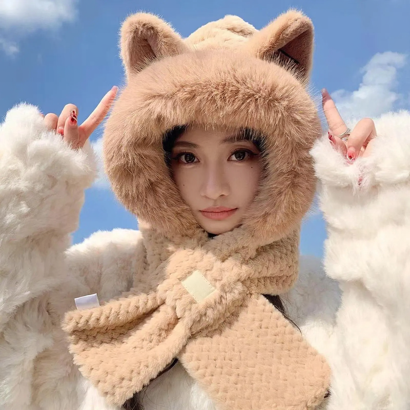 Flauschiges Set aus Mütze und Schal mit Bären-Design