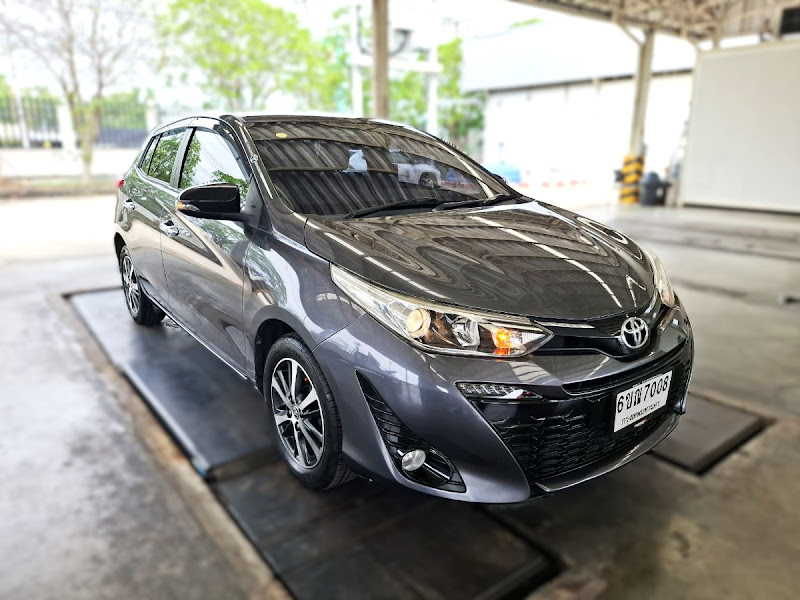 TOYOTA YARIS ECO