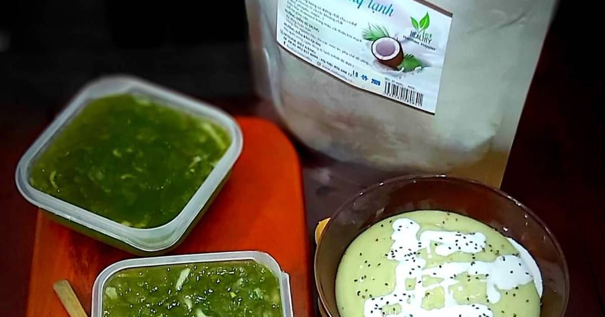 Smoothie rong chân vịt, sữa dừa