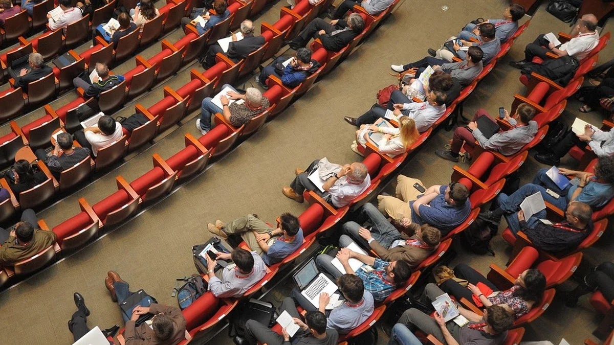 글로벌 OTT 플랫폼별 대중문화 소비 패턴 비교와 트렌드 분석