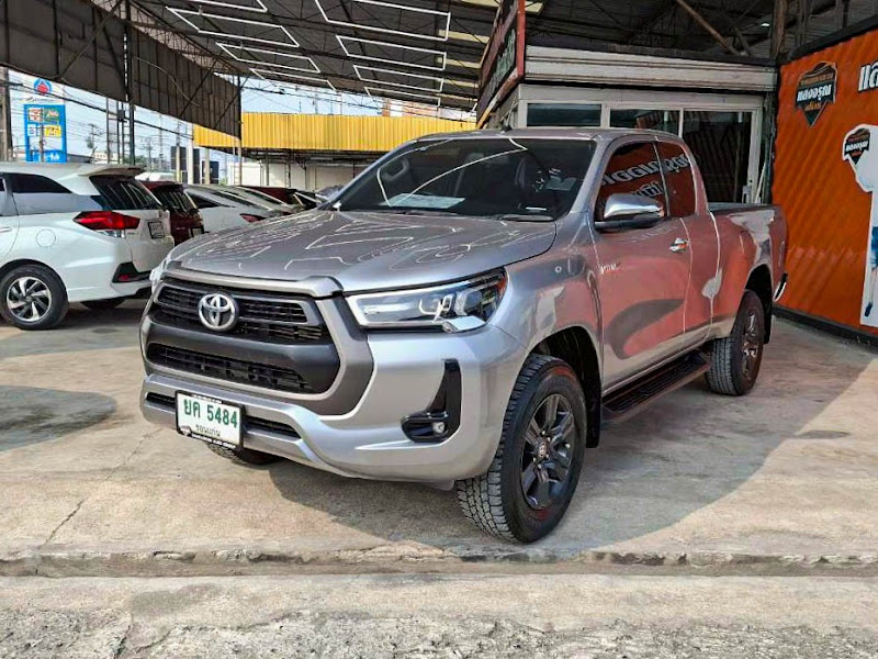 TOYOTA HILUX REVO