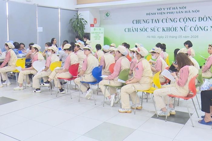 700 công nhân Hà Nội được khám sức khỏe miễn phí - Đài Phát thanh và truyền hình Hà Nội