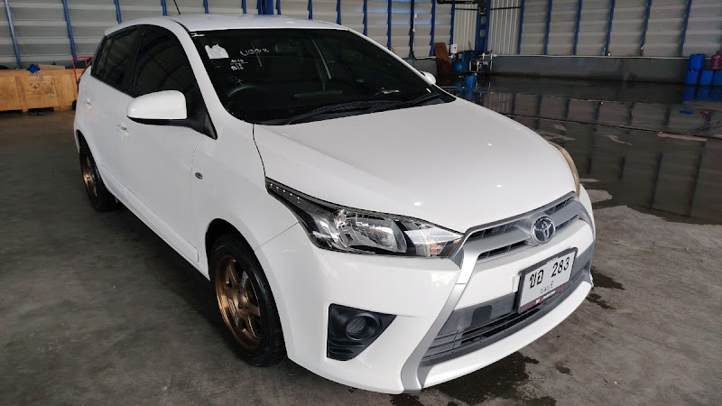 TOYOTA YARIS ECO