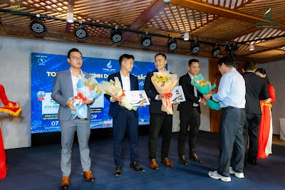 BinhPhoto-4710.jpg