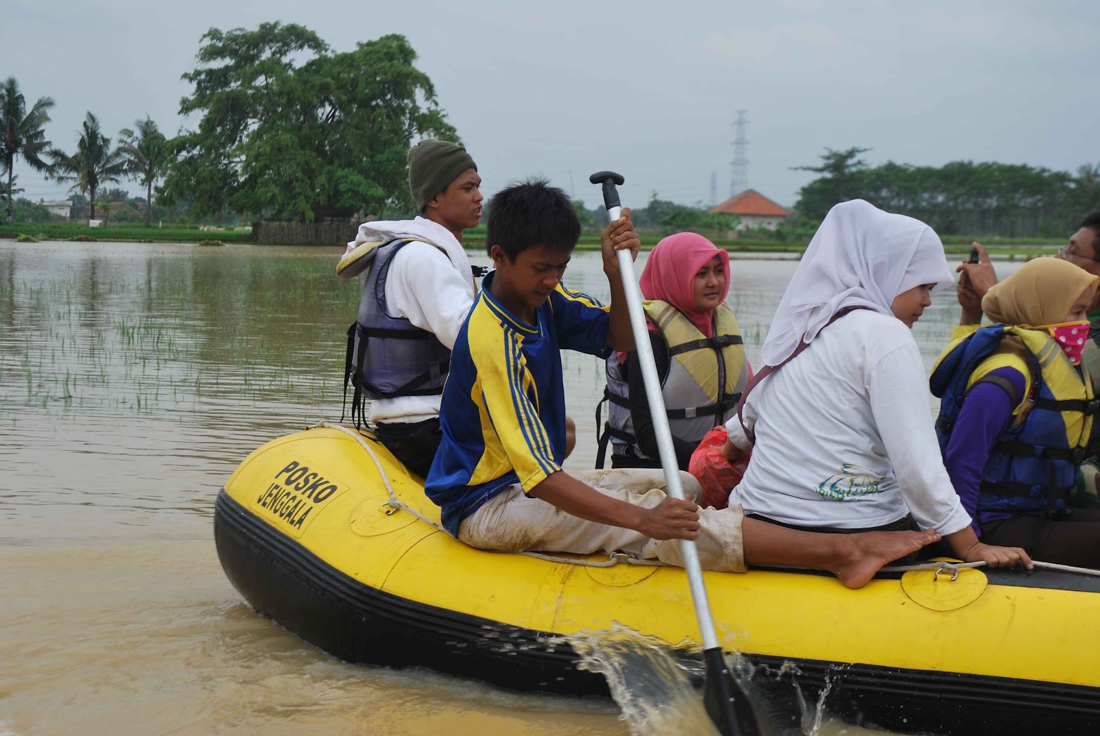 Dokumentasi Tanggap Bencana Banjir Jakarta 2013 — Jakarta #1