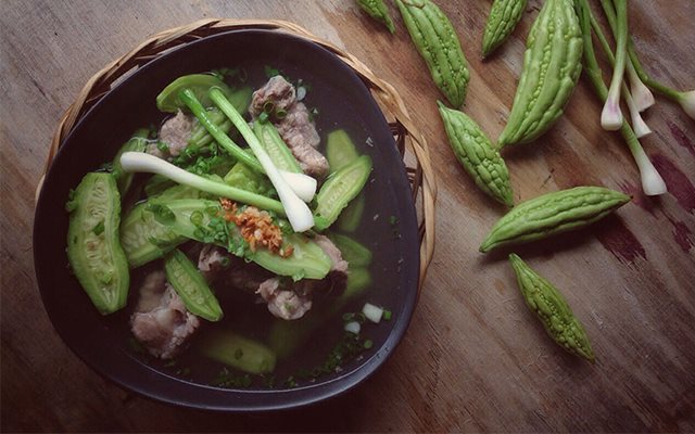 Canh Khổ Qua Nấu Sườn