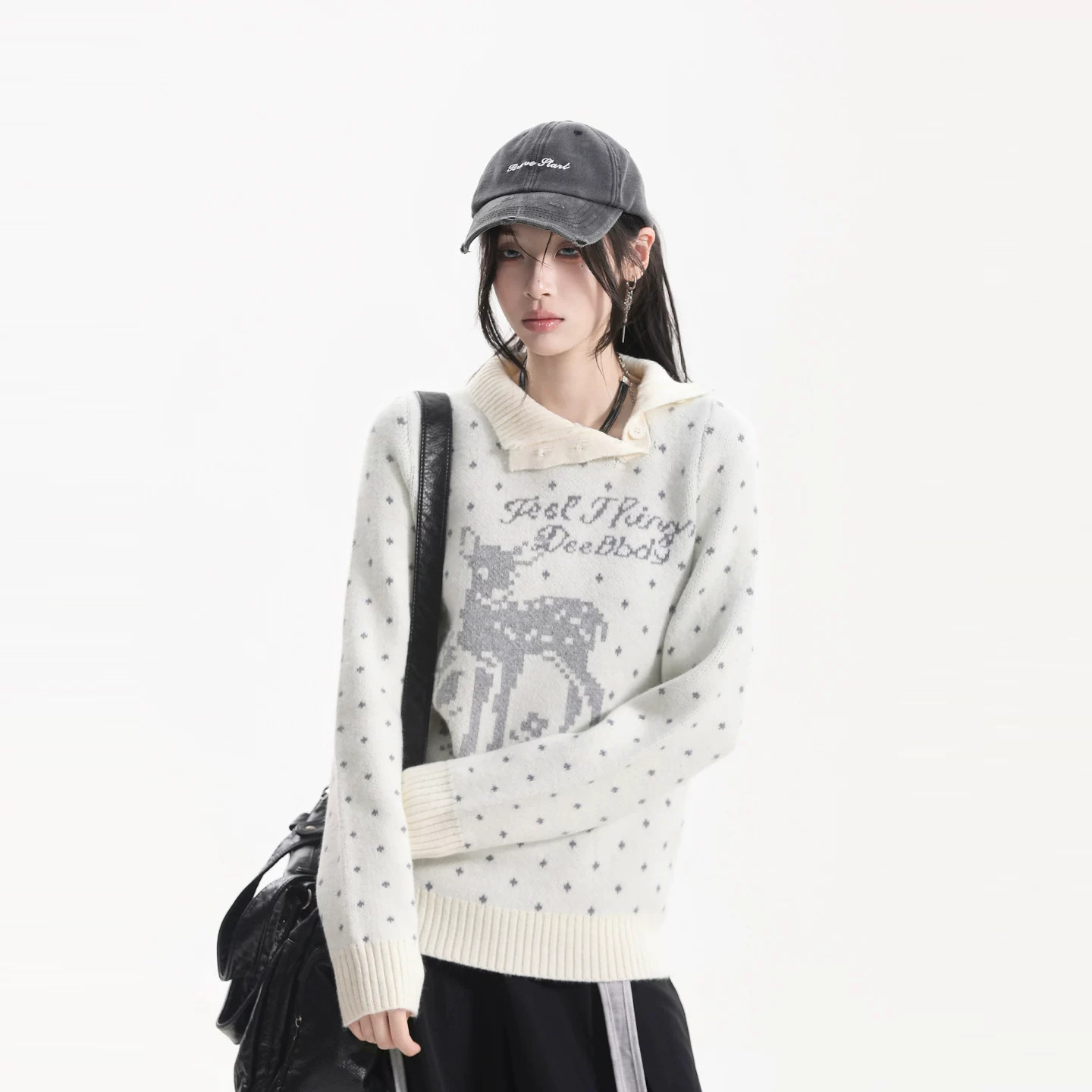 American knitted sweater with snowflake jacquard