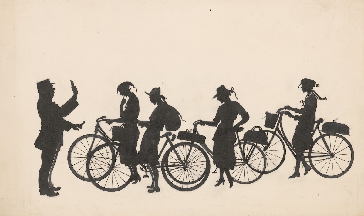 Fietsende meisjes krijgen stopteken van een agent 1900 1930