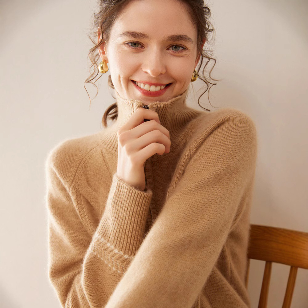 Women's Cashmere Sweater with Stand Collar and Zipper