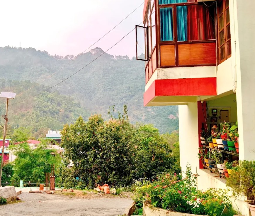 AURA Jeolikote Homestay 
